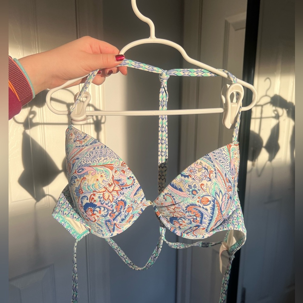 Blue Paisley Victoria’s Secret Bikini Top 34D